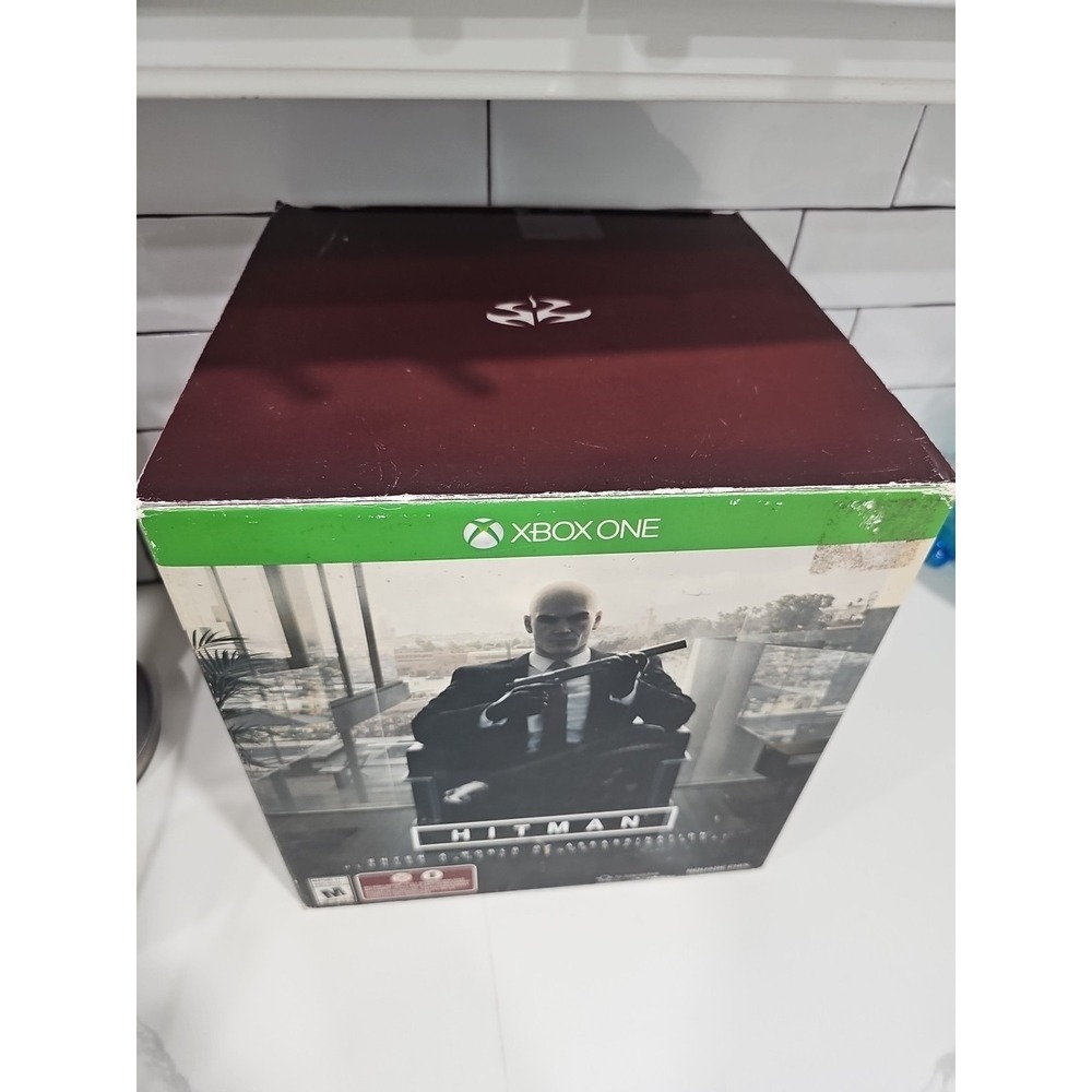 Hitman Collector's Edition Xbox One – Agent 47 Statue – Boxed – Pre-Owned